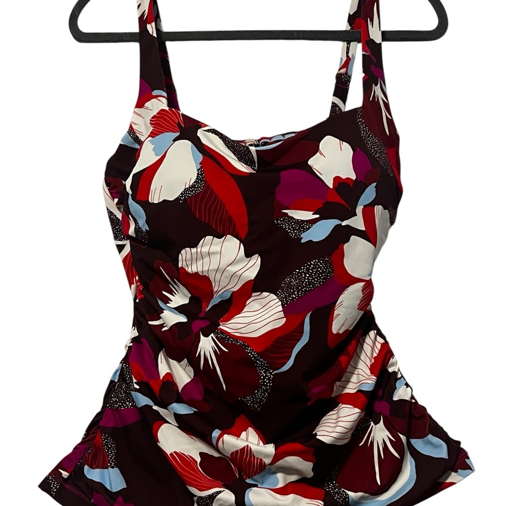 Athleta Floral One Piece Swimsuit – size 38 D/DD